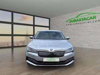 Usado Skoda Superb Style 218 CV (160 kW) 2021 Plateado Berlina