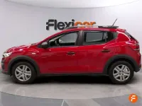 Usado Dacia Sandero Comfort 91 CV (66 kW) 2022 Burdeos Utilitario