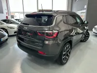 Usado Jeep Compass Limited 140 CV (102 kW) 2019 Gris SUV