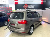 Usado Seat Alhambra Style 140 CV (102 kW) 2014 Marrón Monovolumen