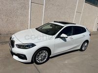 Usado BMW 118 Comfort Edition 136 CV (100 kW) 2022 Blanco Utilitario