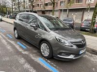 Usado Opel Zafira Selective 140 CV (102 kW) 2017 Gris / plata Monovolumen