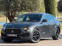 Usado Maserati Levante GranLusso 275 CV (202 kW) 2017 Gris SUV