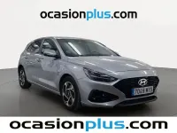 Usado Hyundai i30 101 CV (74 kW) 2025 Plateado Utilitario