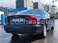 Usado Volvo S60 140 CV (102 kW) 2001 Azul Berlina