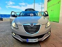 Usado Lancia Delta Gold 105 CV (77 kW) 2012 Beige Utilitario