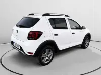 Usado Dacia Sandero Essentiel 90 CV (66 kW) 2019 Blanco Utilitario