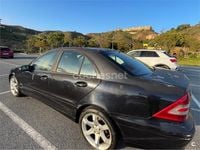 Usado Mercedes C220 Sport Edition 150 CV (110 kW) 2005 Negro Familiar