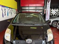 Usado Toyota Yaris 87 CV (63 kW) 2008 Negro Berlina