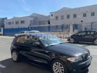 Usado BMW 118 122 CV (89 kW) 2006 Negro Utilitario