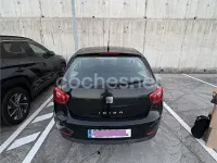 Usado Seat Ibiza Reference 75 CV (55 kW) 2013 Negro Berlina