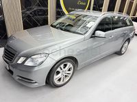 Usado Mercedes E250 Avantgarde 204 CV (150 kW) 2011 Gris / plata Familiar