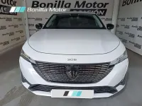 Usado Peugeot 308 Allure 131 CV (96 kW) 2025 Blanco Berlina