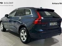 Usado Volvo XC60 Momentum 199 CV (146 kW) 2021 Azul SUV