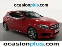 Usado Mercedes A180 AMG line 109 CV (80 kW) 2015 Rojo Utilitario