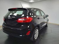 Usado Ford Fiesta Trend 101 CV (74 kW) 2018 Negro Berlina