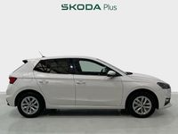 Usado Skoda Fabia Selection 95 CV (69 kW) 2024 Blanco Utilitario