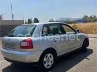 Usado Audi A3 Ambiente 101 CV (74 kW) 2001 Gris / plata Utilitario