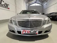 Usado Mercedes E220 Elegance 170 CV (125 kW) 2009 Gris / plata Berlina