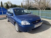 Usado Kia Rio 81 CV (59 kW) 2004 Azul Berlina
