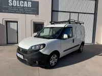 Usado Fiat Doblò 105 CV (77 kW) 2022 Blanco Monovolumen