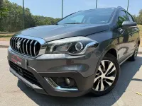 Usado Suzuki SX4 S-Cross GLX 140 CV (102 kW) 2019 Gris / plata SUV