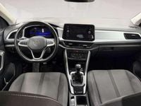 Usado VW T-Roc Life 116 CV (85 kW) 2022 Gris SUV