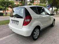 Usado Mercedes A160 Avantgarde 95 CV (69 kW) 2011 Blanco Utilitario