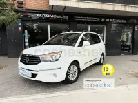 Usado SsangYong Rodius Limited 155 CV (114 kW) 2014 Blanco Monovolumen