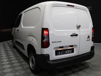 Usado Citroën Berlingo Feel 100 CV (73 kW) 2021 Blanco Monovolumen