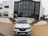 Usado Renault Mégane IV Business 110 HP (80 kW) 2017 Branco Sedan