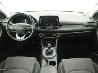 Usado Hyundai i30 120 CV (88 kW) 2022 Blanco Berlina