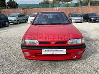 Usado Nissan Sunny 142 CV (104 kW) 1992 Granate Berlina
