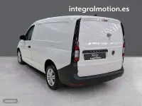 Usado VW Caddy Maxi 102 CV (75 kW) 2021 Blanco Monovolumen