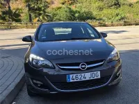 Usado Opel Astra Sportive 140 CV (102 kW) 2015 Gris / plata Berlina