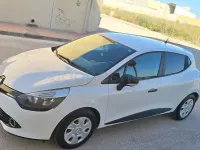 Usado Renault Clio IV Authentique 75 CV (55 kW) 2014 Blanco Berlina