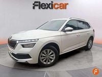 Usado Skoda Kamiq Ambition 110 CV (80 kW) 2021 Blanco SUV