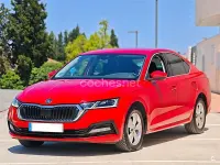 Usado Skoda Octavia Style 150 CV (110 kW) 2022 Granate Berlina