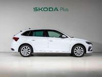 Usado Skoda Scala Selection 115 CV (84 kW) 2024 Blanco Utilitario