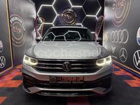 Usado VW Tiguan R-line 150 CV (110 kW) 2022 Gris / plata SUV