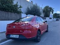 Usado Seat Toledo Style 105 CV (77 kW) 2014 Rojo Utilitario