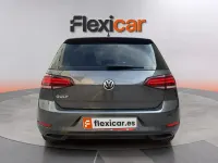 Usado VW Golf VII Advance 116 CV (85 kW) 2019 Gris Berlina