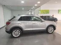 Usado VW T-Roc Life 115 CV (84 kW) 2023 Beige SUV
