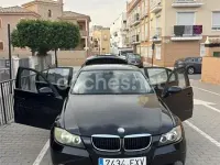Usado BMW 318 122 CV (89 kW) 2007 Negro Berlina