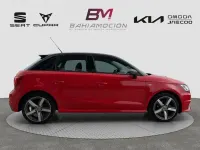 Usado Audi A1 Sportback Ambiente 95 CV (69 kW) 2019 Rojo Utilitario