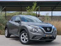 Usado Nissan Juke N-Connecta 114 CV (83 kW) 2022 Gris / plata SUV