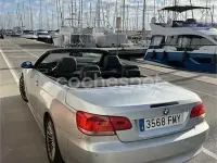 Usado BMW 325 218 CV (160 kW) 2007 Gris / plata Descapotable