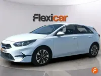 Usado Kia Ceed 100 CV (73 kW) 2024 Blanco Utilitario