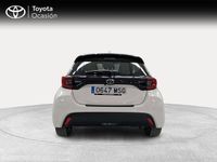 Usado Toyota Yaris Hybrid Active 116 CV (85 kW) 2024 Blanco Berlina