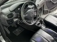 Usado Mercedes A170 Avantgarde 95 CV (69 kW) 2004 Gris / plata Monovolumen